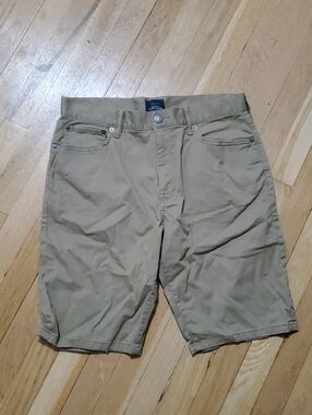 GapKhakis Men's Flat-Front Khaki Shorts Dark Beige Tan Nude